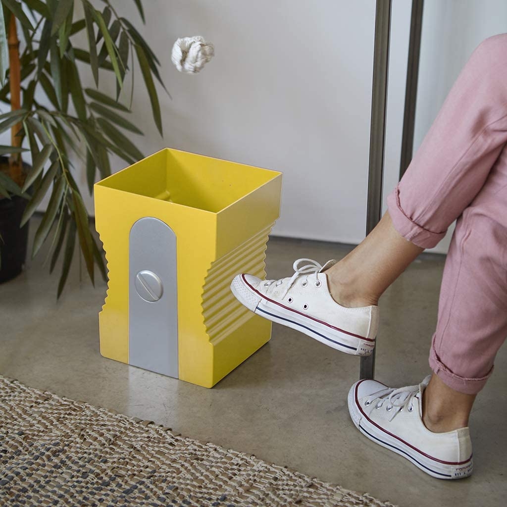 Balvi paper basket Sharpener Yellow plastic sharpener Balvi